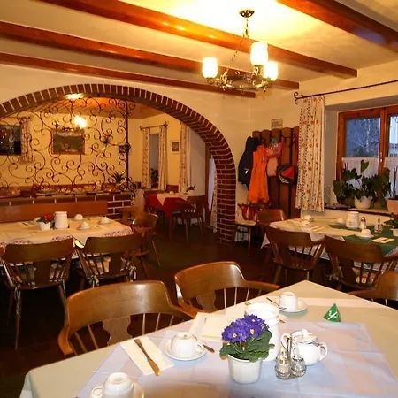 Zur Post Мини-отель